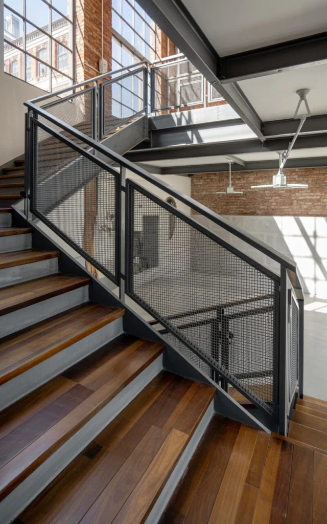 Use iron mesh for industrial character